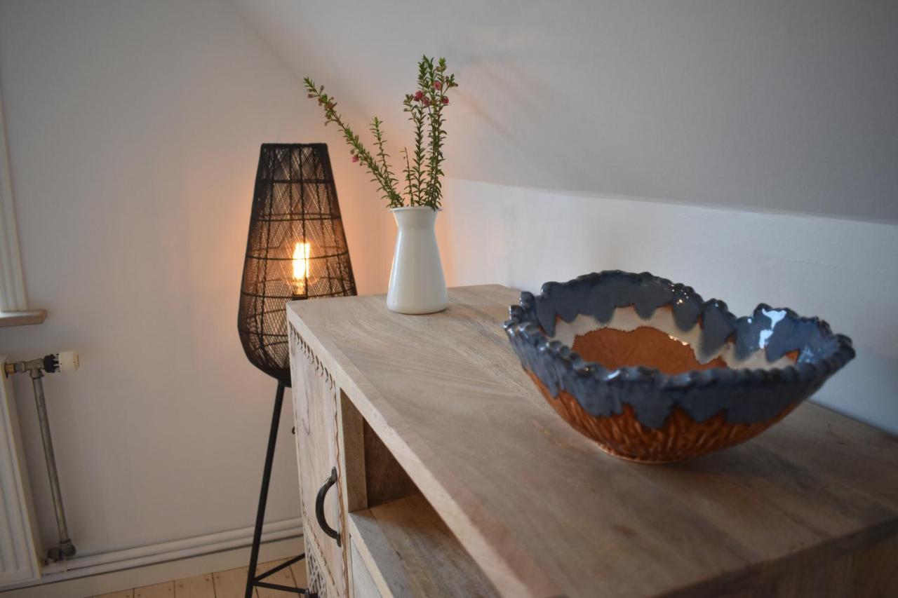 Viking Surf House Apartamento Klitmøller Exterior foto